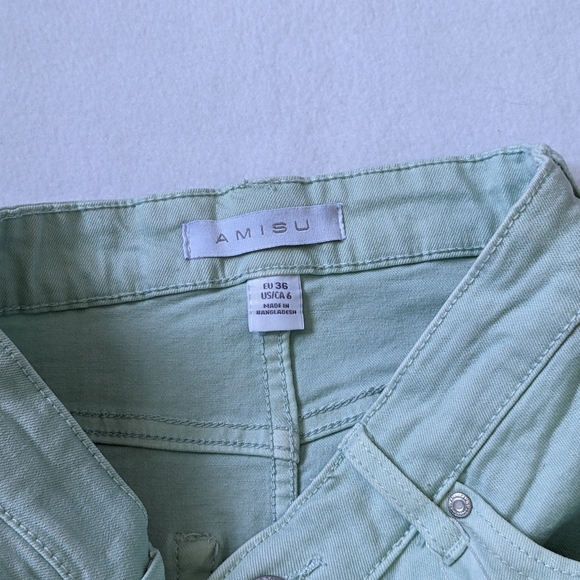 Pastel green jean skirt - Picture 6 of 6